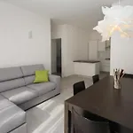 Spacious Flat In Rosolina For Your شقة